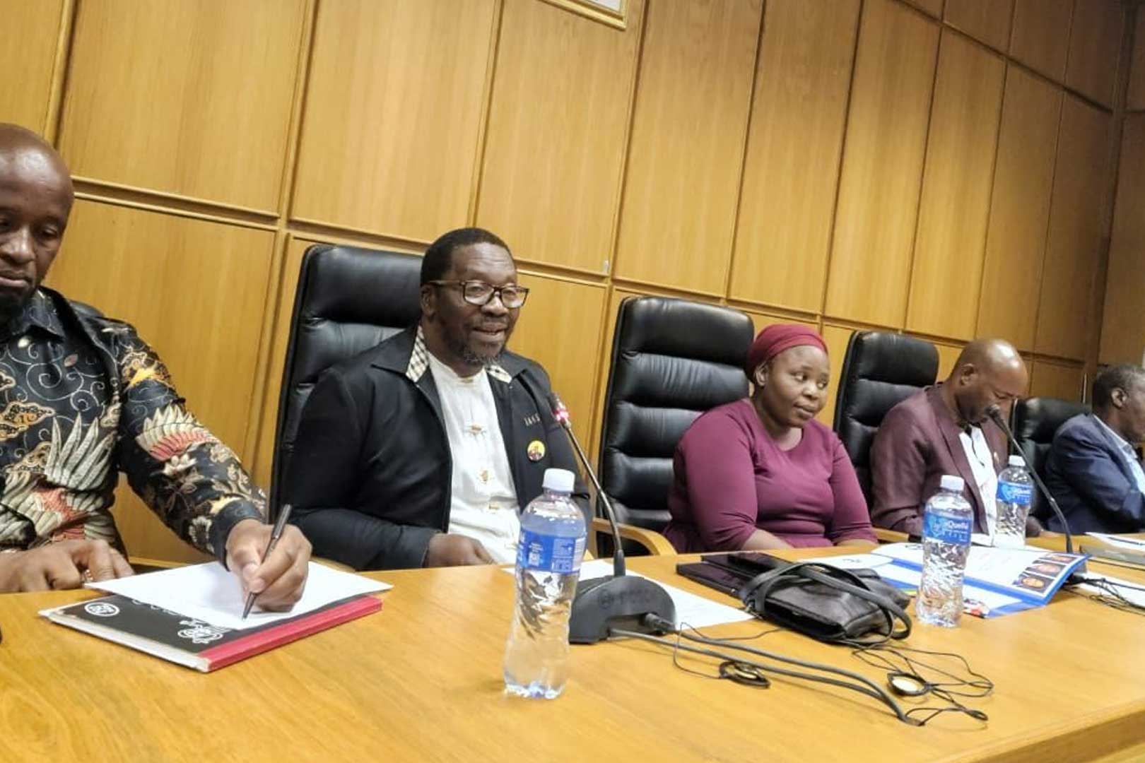 Seziqalile izinhlelo zomkhosi waseSandlwana