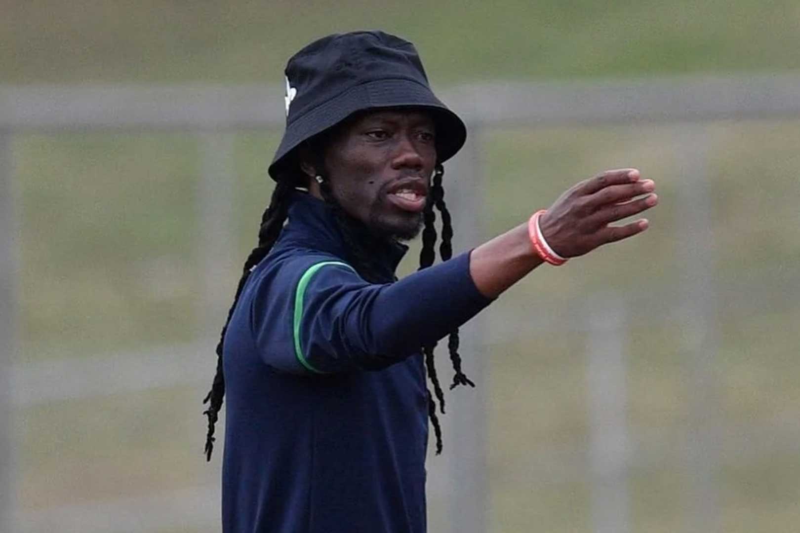 AmaZulu FC akhombe indlela umqeqeshi we MDC