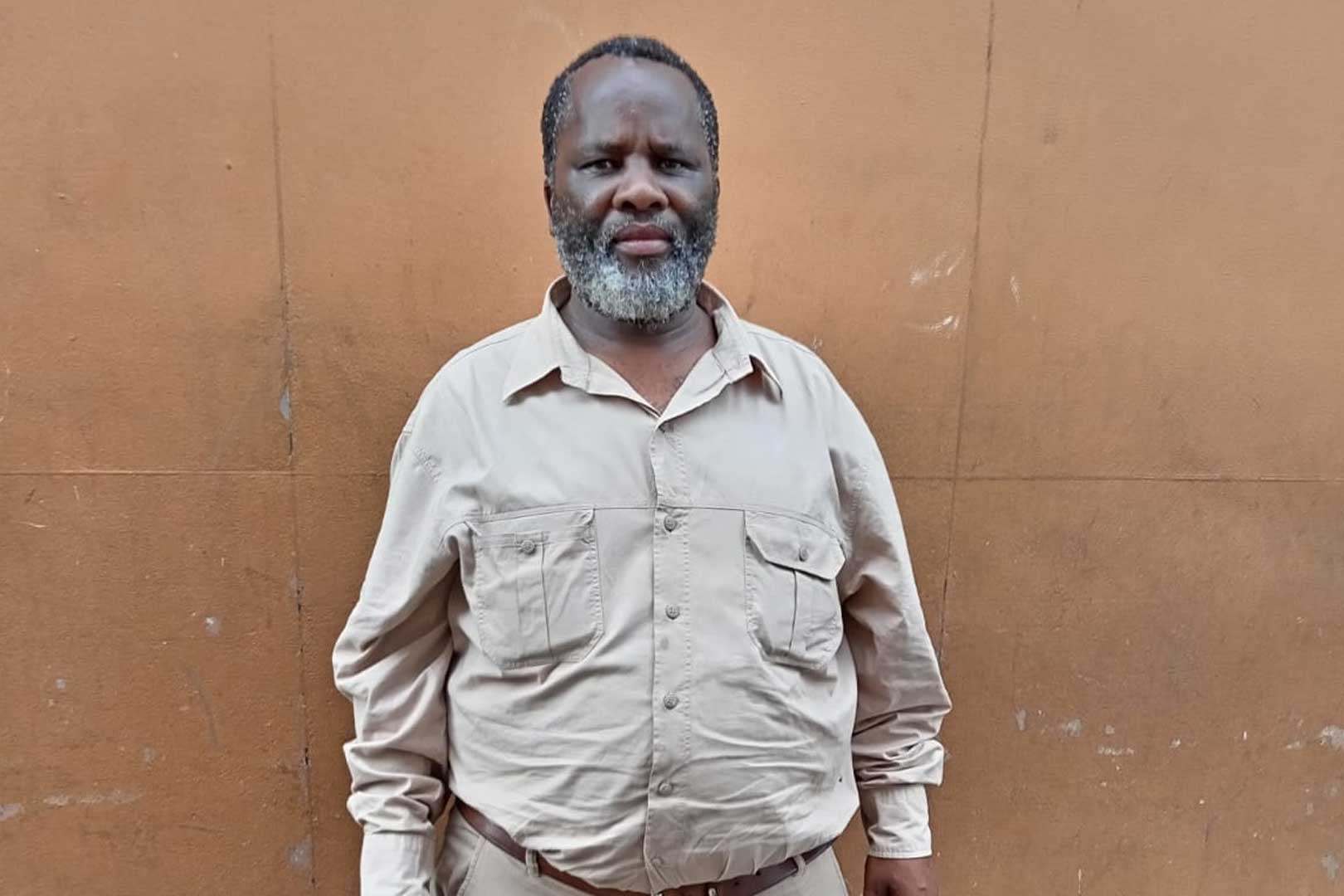 Udinga usizo ngenkampani yakhe engawutholi umsebenzi