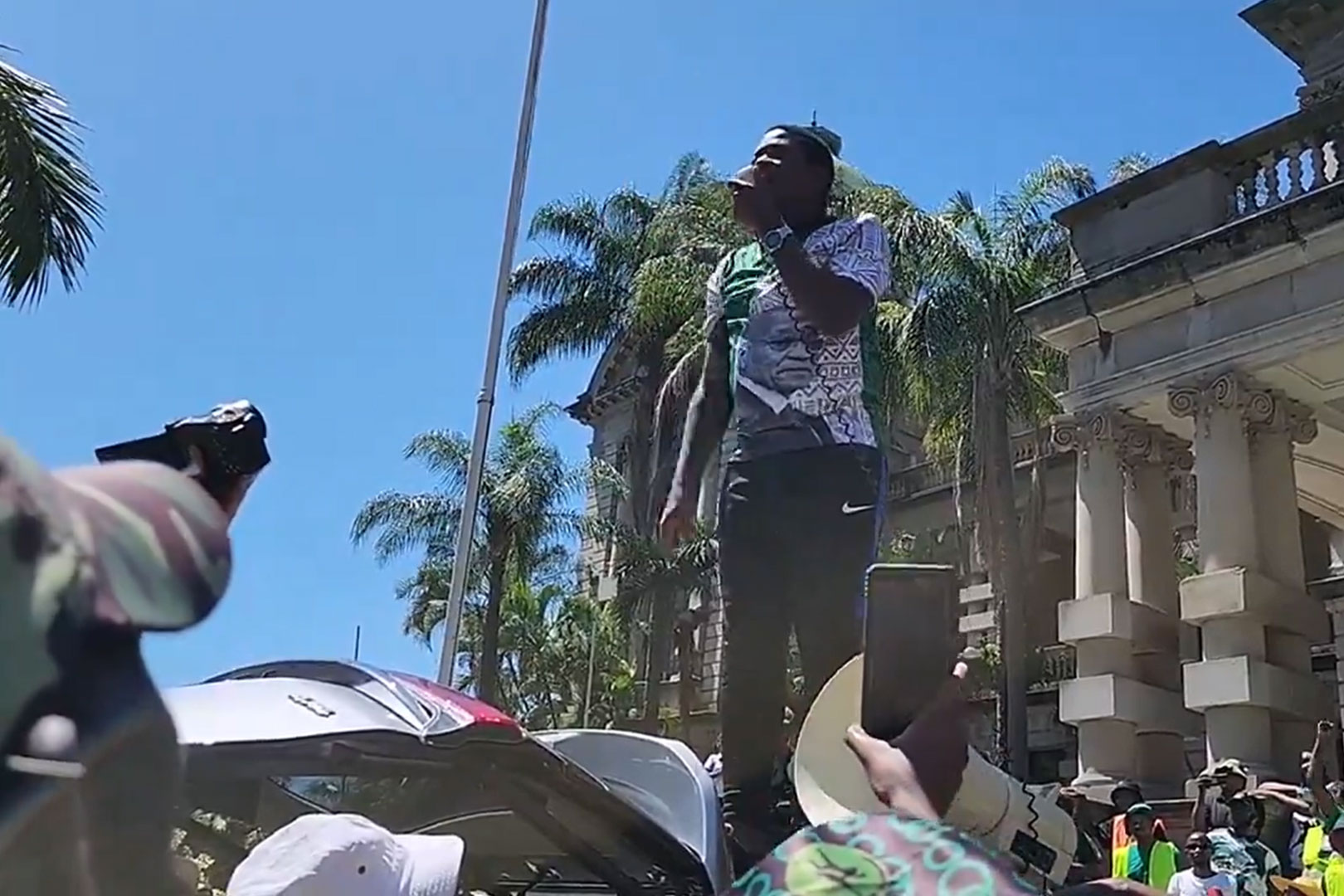 [BUKA] Uxwayisa I-ANC ukuba ihlukane negama labo, umholi wentsha kuMK Party