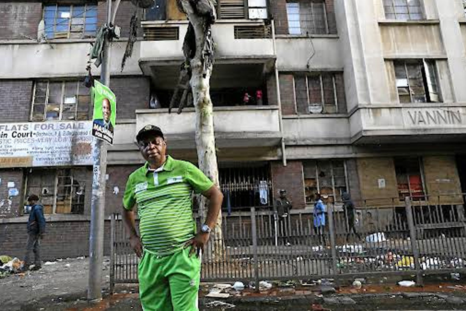 Ihlongoza ukufuna izakhiwo eziduniwe ukuze kuthuthukiswe umnotho i-Action SA