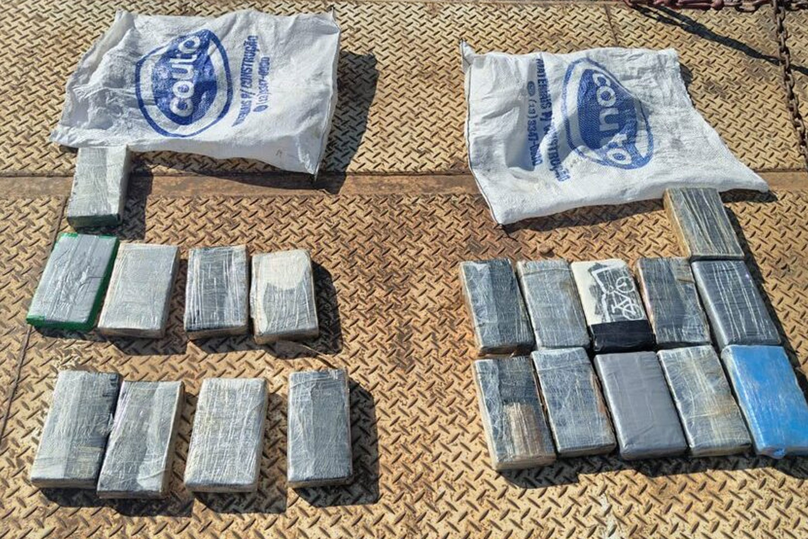 OKlebe bashaqe uR8-Million weCocaine Haul eMgungundlovu