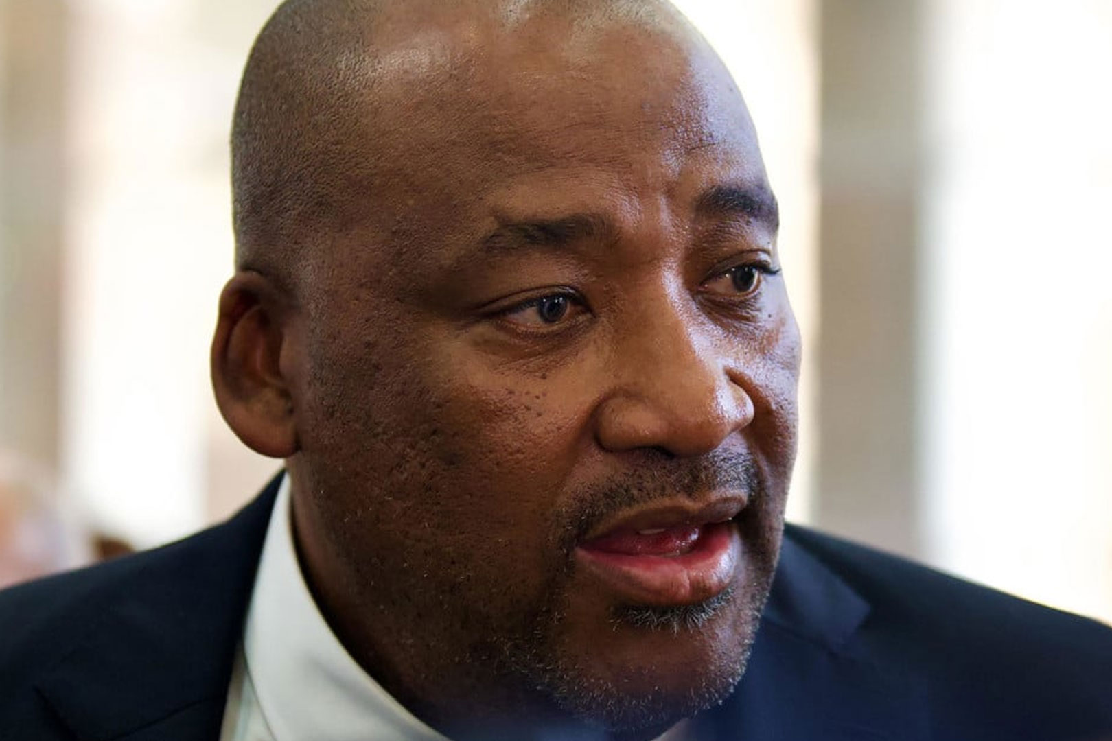 Ulwela ukufinyelela komphakathi kwimidlalo kumaqembu kazwelonke